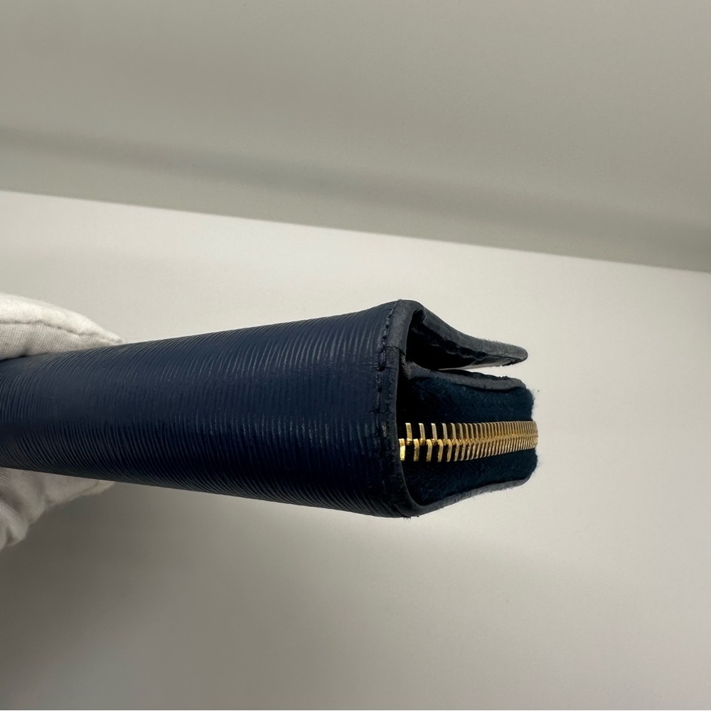 Prada Vitello Move Saffiano Leather Gold Hardware Long Continental Wallet - Picture 14 of 14